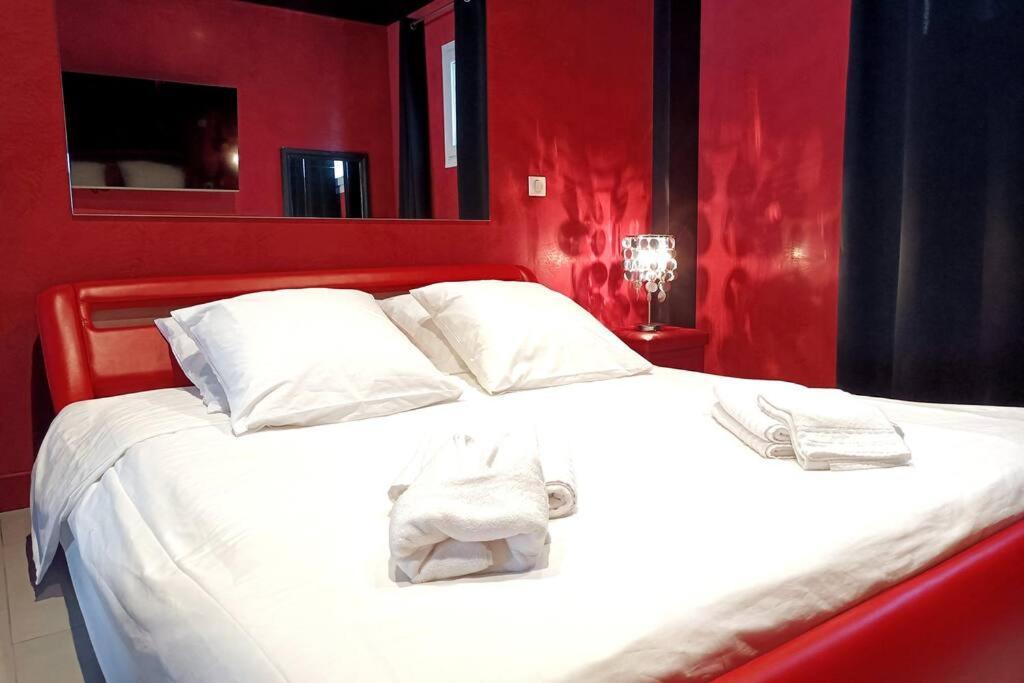 Appartement Balneo Et Sauna Prives The Red Room Mauguio Zewnętrze zdjęcie