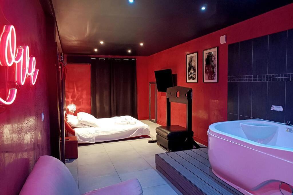 Appartement Balneo Et Sauna Prives The Red Room Mauguio Zewnętrze zdjęcie