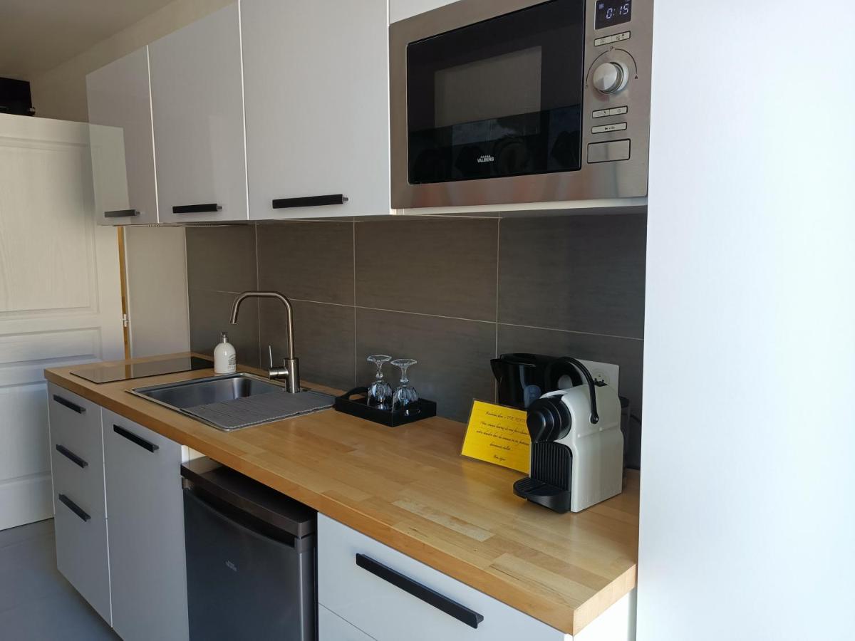Appartement Balneo Et Sauna Prives The Red Room Mauguio Zewnętrze zdjęcie